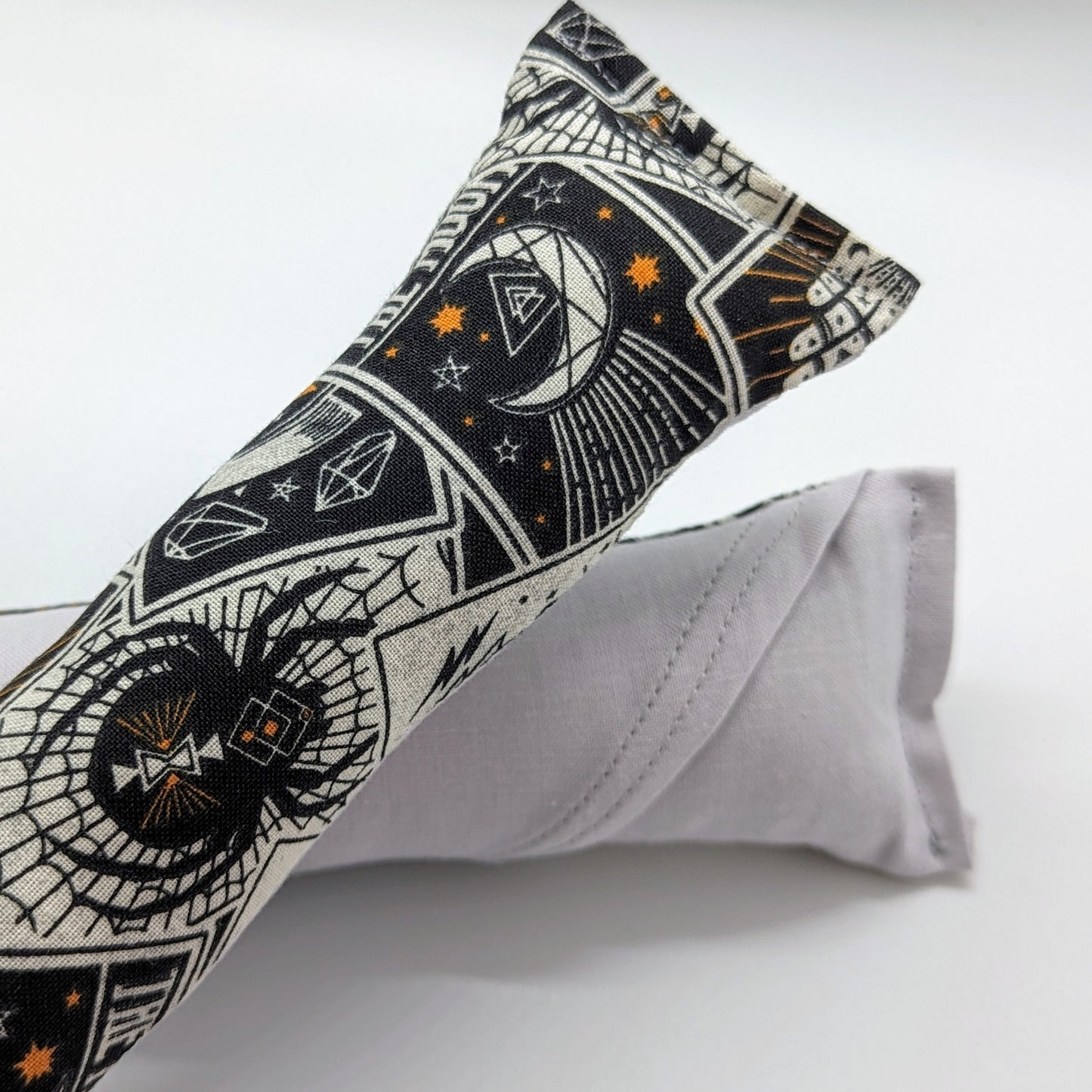 Refillable Tarot Catnip Kickstick Cat Toy