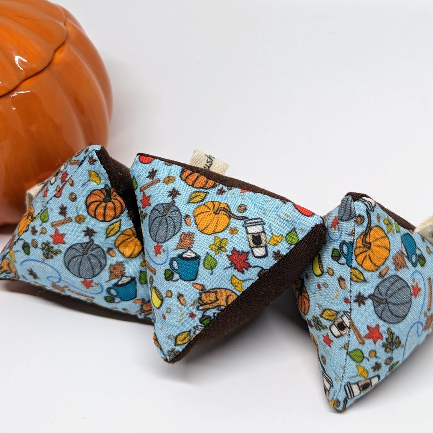 Catnip Pyramid Cat Toy - Fall Leaves