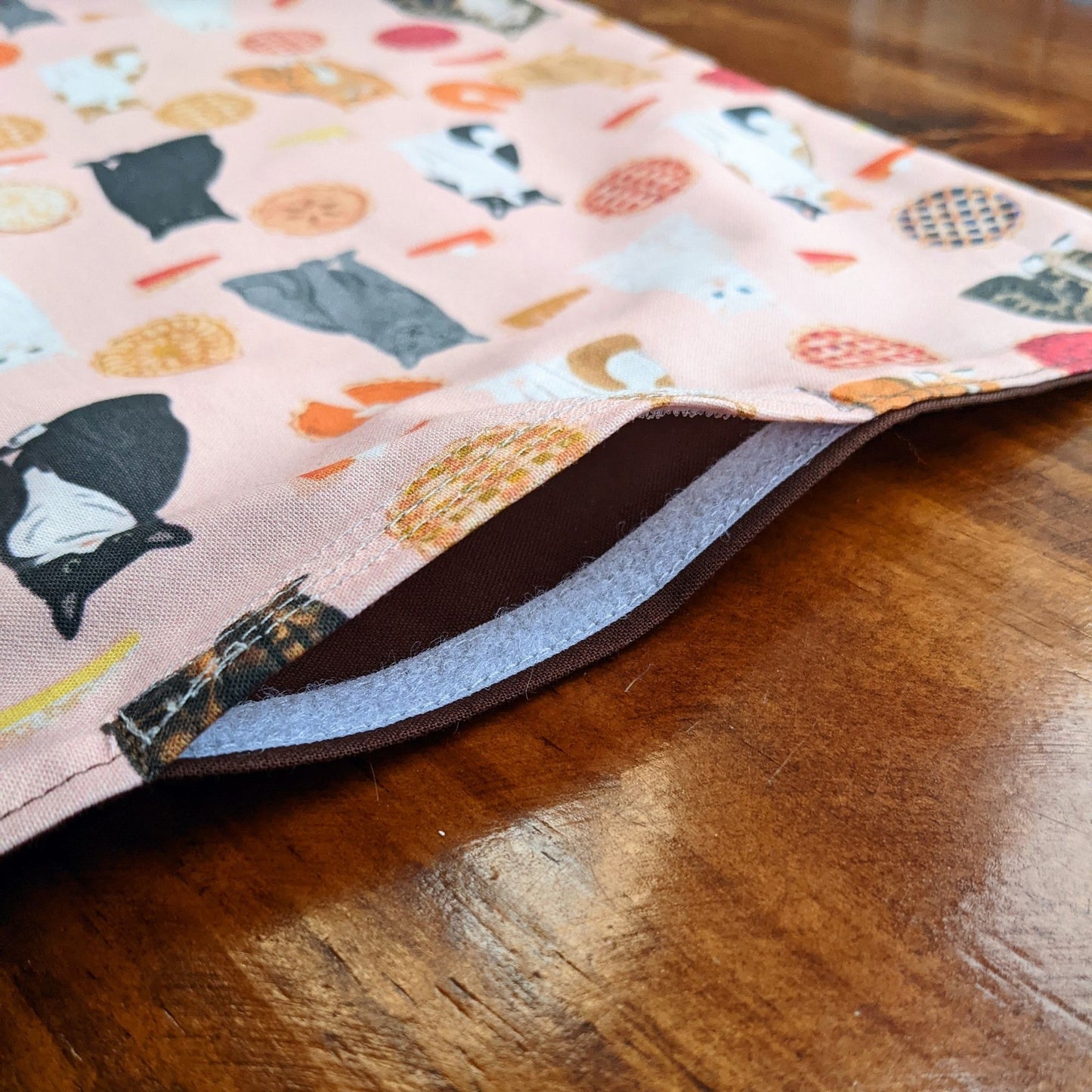 Cat Activity Mat - Cats & Pie